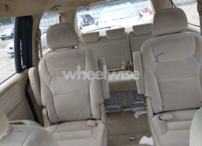Photo 8 of 2010 Honda Odyssey LX (VIN 5FNRL3H23AB090530)