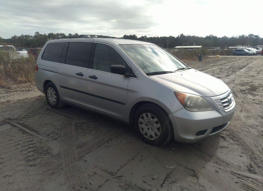 2010 Honda Odyssey LX (VIN 5FNRL3H23AB112073) main photo