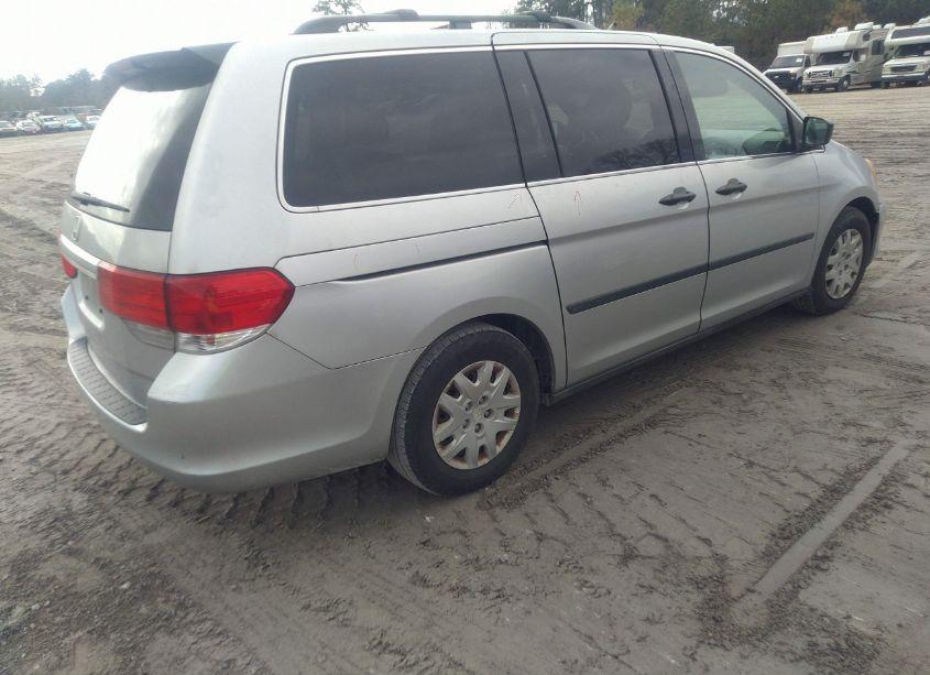 Photo 4 of 2010 Honda Odyssey LX (VIN 5FNRL3H23AB112073)