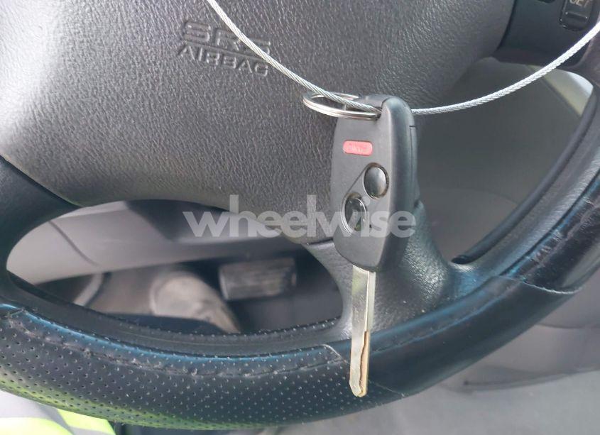 Photo 11 of 2010 Honda Odyssey LX (VIN 5FNRL3H24AB055902)