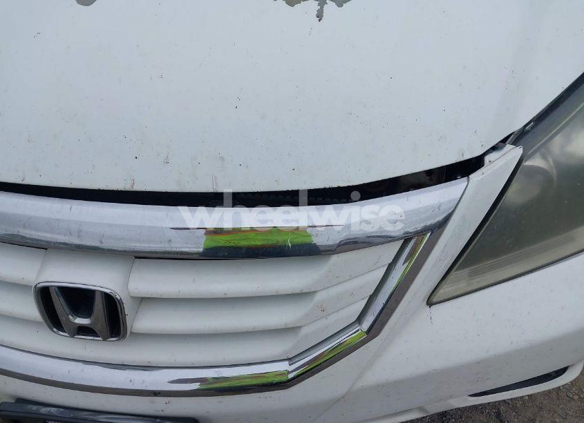 Photo 6 of 2010 Honda Odyssey LX (VIN 5FNRL3H26AB090523)