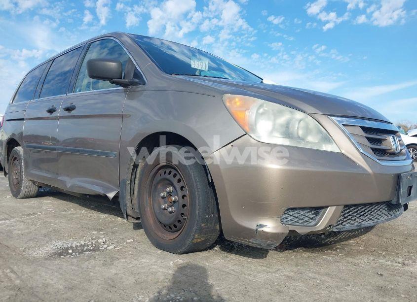 Photo 6 of 2010 Honda Odyssey LX (VIN 5FNRL3H27AB022327)