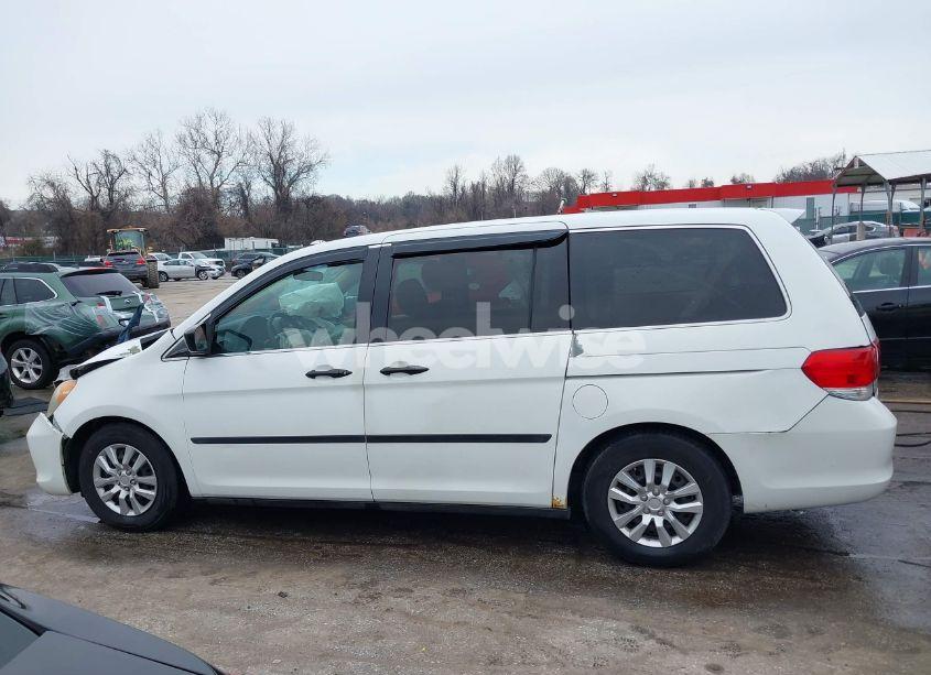 Photo 14 of 2010 Honda Odyssey LX (VIN 5FNRL3H28AB004791)