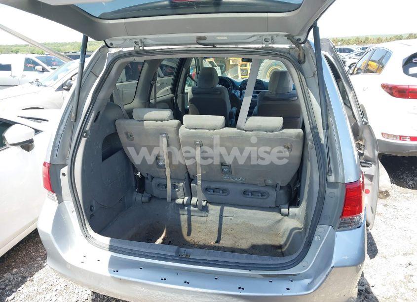 Photo 16 of 2010 Honda Odyssey LX (VIN 5FNRL3H28AB009182)