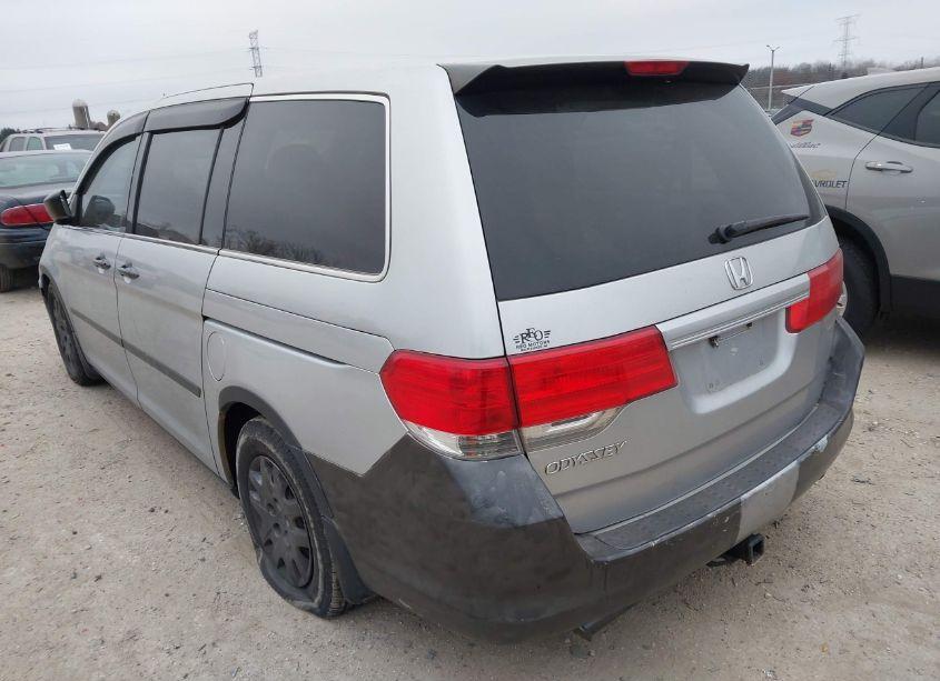 Photo 3 of 2010 Honda Odyssey LX (VIN 5FNRL3H28AB100338)