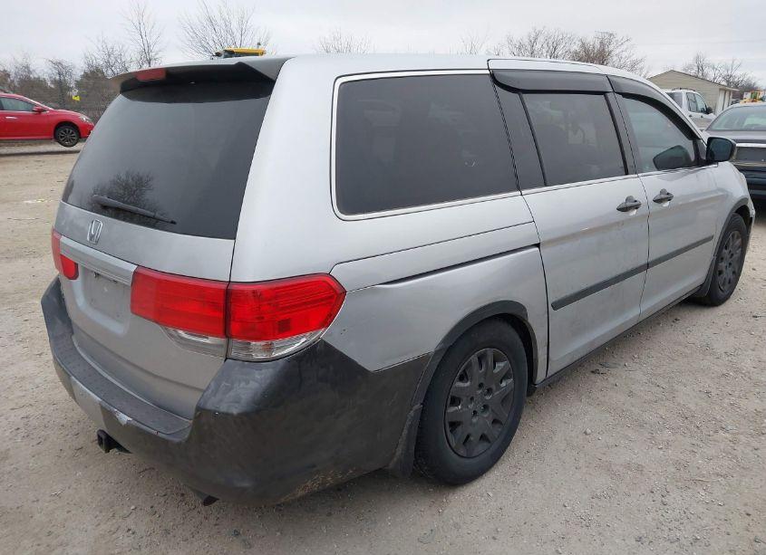 Photo 4 of 2010 Honda Odyssey LX (VIN 5FNRL3H28AB100338)