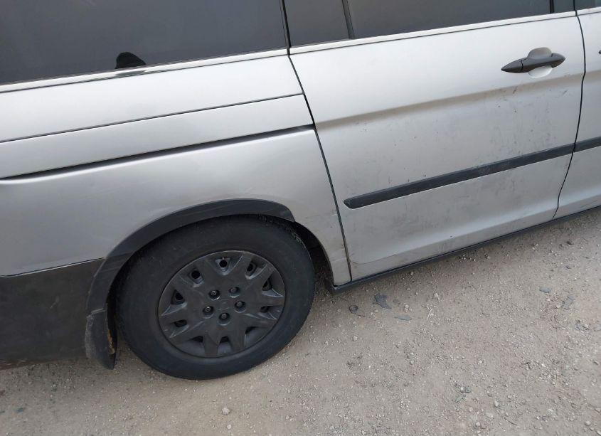 Photo 6 of 2010 Honda Odyssey LX (VIN 5FNRL3H28AB100338)