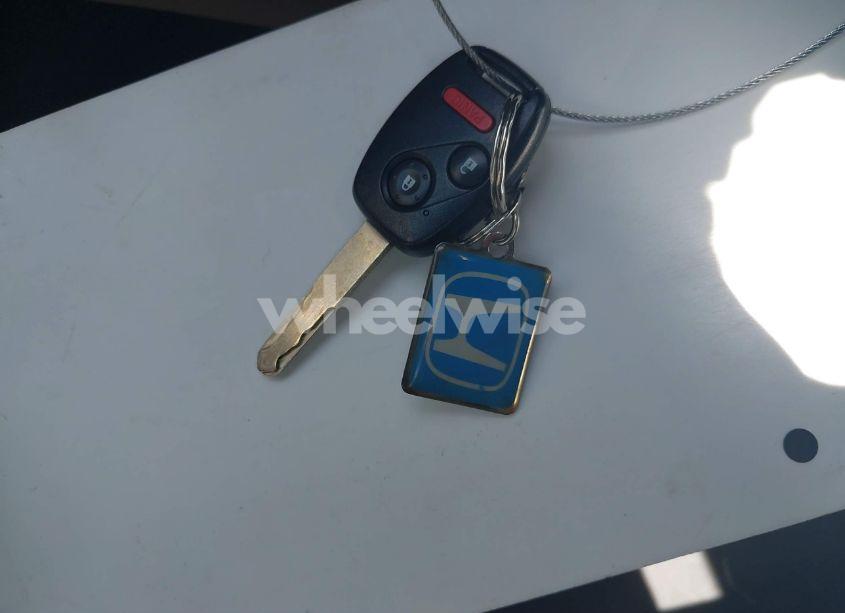 Photo 11 of 2010 Honda Odyssey LX (VIN 5FNRL3H29AB016884)