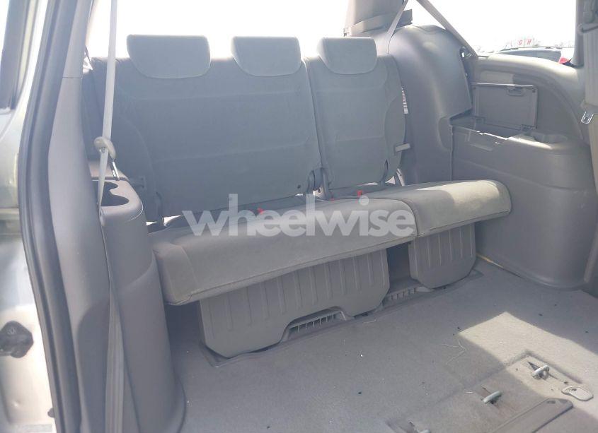 Photo 18 of 2010 Honda Odyssey LX (VIN 5FNRL3H29AB016884)