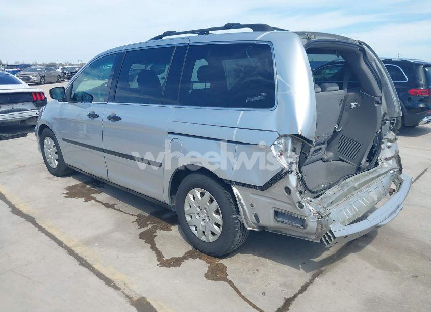 Photo 3 of 2010 Honda Odyssey LX (VIN 5FNRL3H29AB016884)