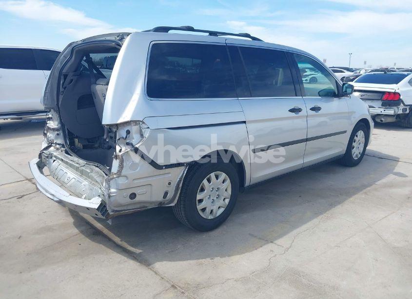 Photo 4 of 2010 Honda Odyssey LX (VIN 5FNRL3H29AB016884)