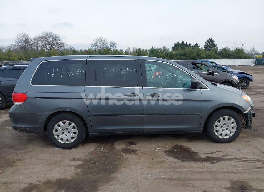 Photo 13 of 2010 Honda Odyssey LX (VIN 5FNRL3H29AB026749)