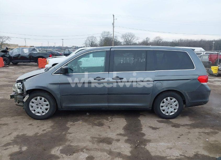 Photo 14 of 2010 Honda Odyssey LX (VIN 5FNRL3H29AB026749)