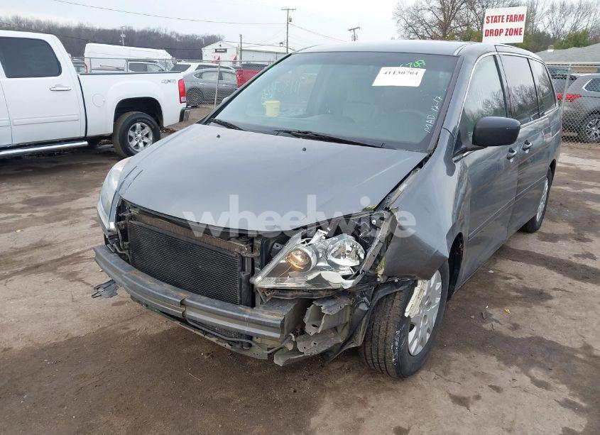 Photo 6 of 2010 Honda Odyssey LX (VIN 5FNRL3H29AB026749)