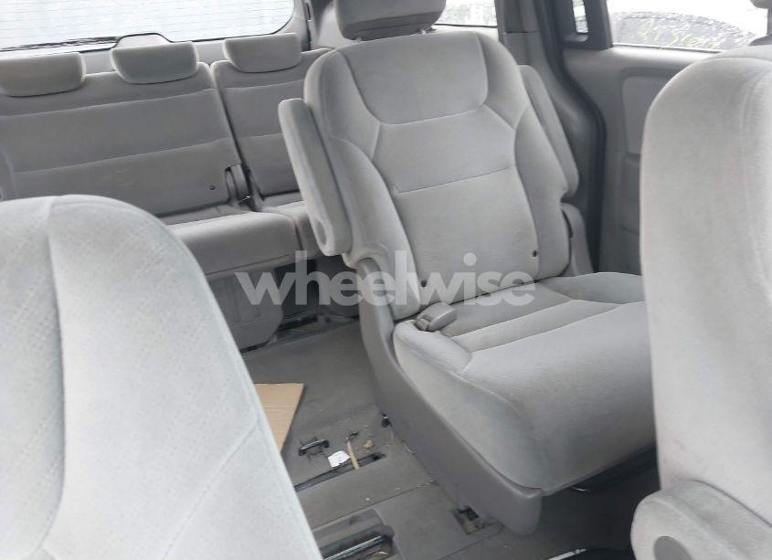 Photo 8 of 2010 Honda Odyssey LX (VIN 5FNRL3H29AB087843)