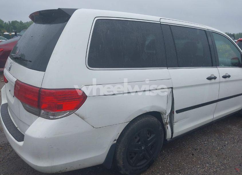 Photo 6 of 2010 Honda Odyssey LX (VIN 5FNRL3H29AB110330)