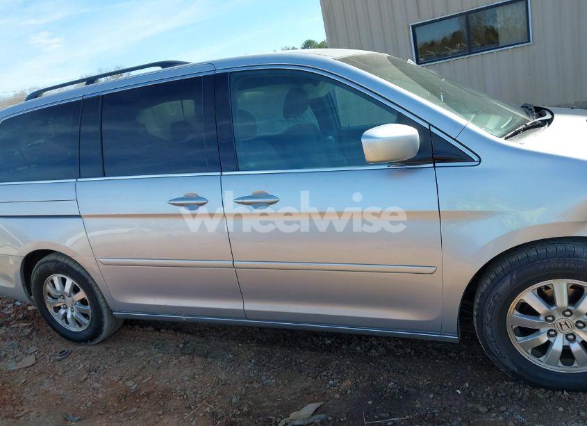 Photo 13 of 2010 Honda Odyssey EX (VIN 5FNRL3H42AB070190)