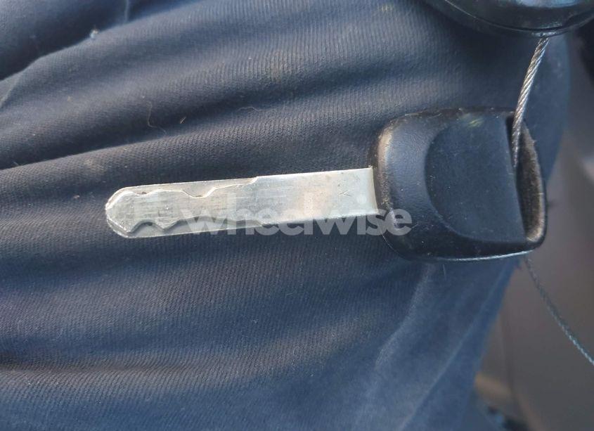 Photo 11 of 2010 Honda Odyssey EX (VIN 5FNRL3H43AB085765)