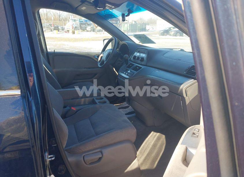 Photo 5 of 2010 Honda Odyssey EX (VIN 5FNRL3H43AB085765)