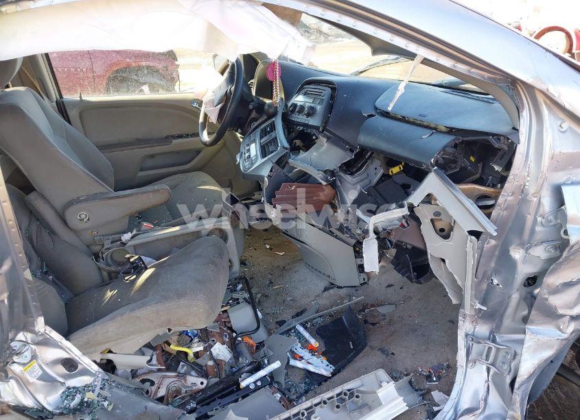 Photo 5 of 2010 Honda Odyssey EX (VIN 5FNRL3H43AB103309)