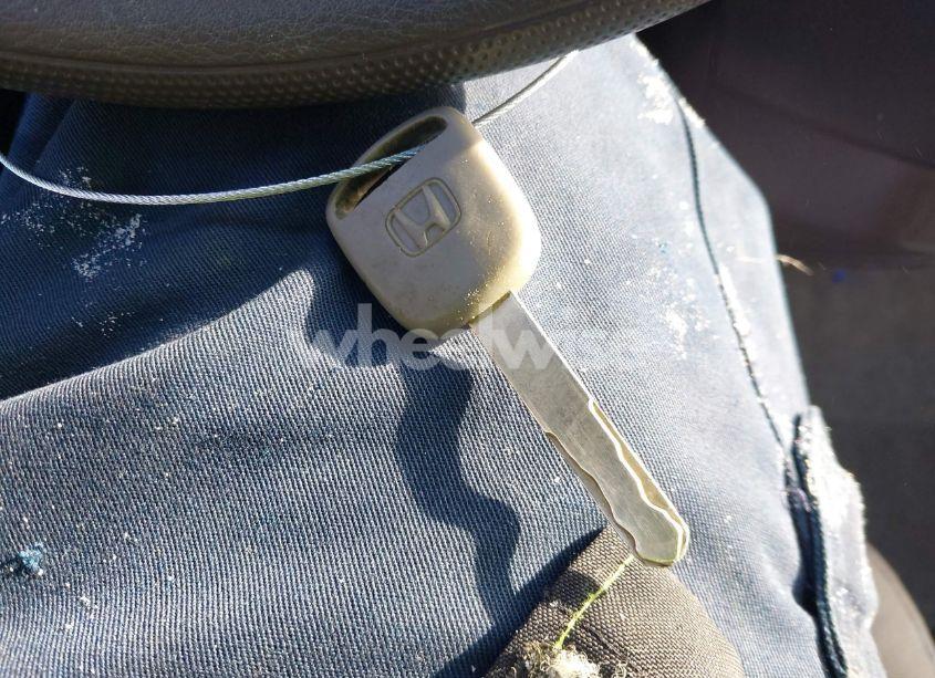 Photo 11 of 2010 Honda Odyssey EX (VIN 5FNRL3H43AB105111)