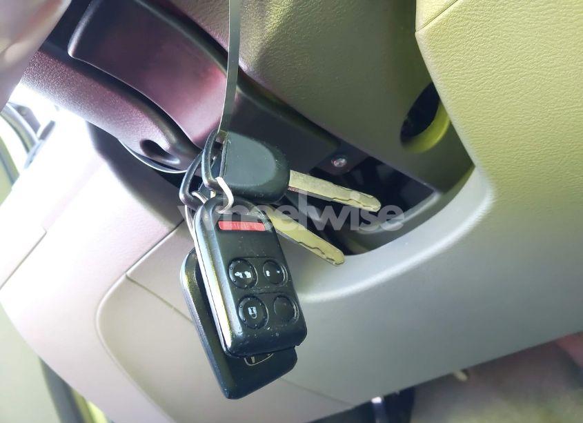 Photo 11 of 2010 Honda Odyssey EX (VIN 5FNRL3H43AB112222)
