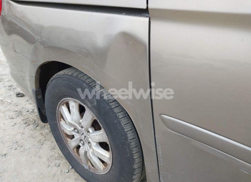 Photo 12 of 2010 Honda Odyssey EX (VIN 5FNRL3H44AB078064)