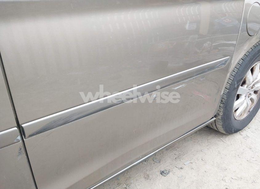 Photo 6 of 2010 Honda Odyssey EX (VIN 5FNRL3H44AB078064)