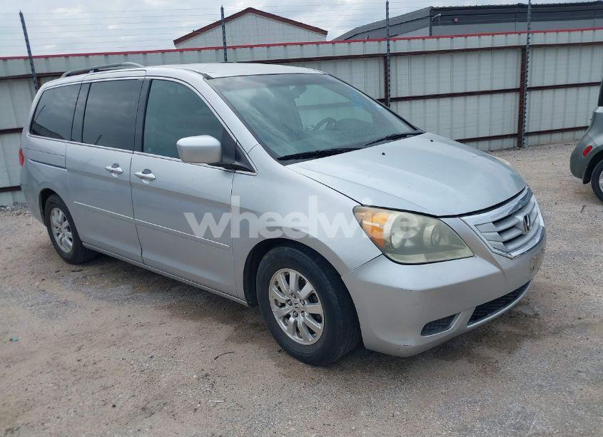 2010 Honda Odyssey EX (VIN 5FNRL3H46AB029321) main photo