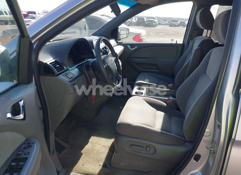 Photo 12 of 2010 Honda Odyssey EX (VIN 5FNRL3H46AB029321)