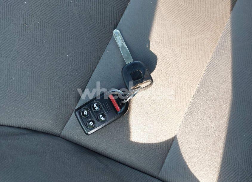 Photo 11 of 2010 Honda Odyssey EX (VIN 5FNRL3H46AB059211)