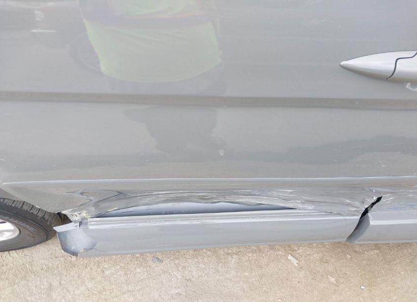 Photo 6 of 2010 Honda Odyssey EX (VIN 5FNRL3H47AB095828)