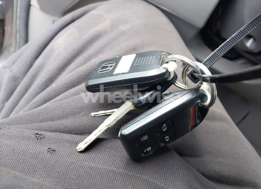 Photo 11 of 2010 Honda Odyssey EX (VIN 5FNRL3H49AB011315)