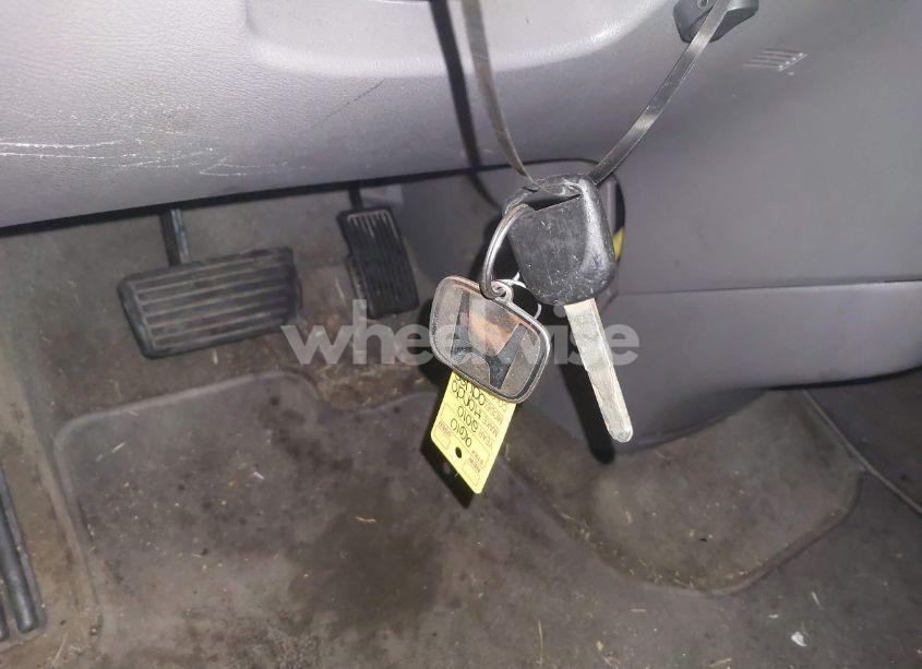 Photo 11 of 2010 Honda Odyssey EX (VIN 5FNRL3H49AB029944)