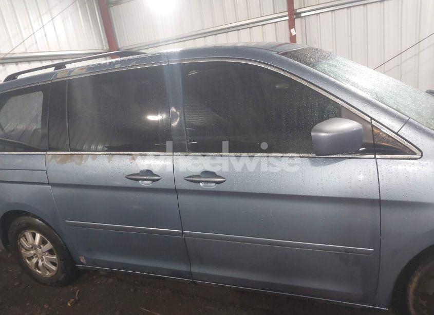 Photo 13 of 2010 Honda Odyssey EX (VIN 5FNRL3H49AB029944)