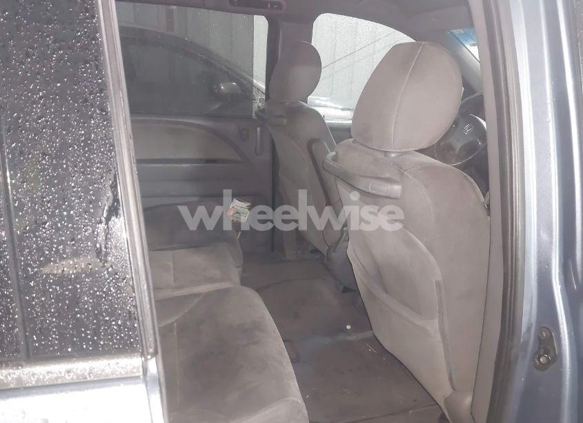 Photo 8 of 2010 Honda Odyssey EX (VIN 5FNRL3H49AB029944)