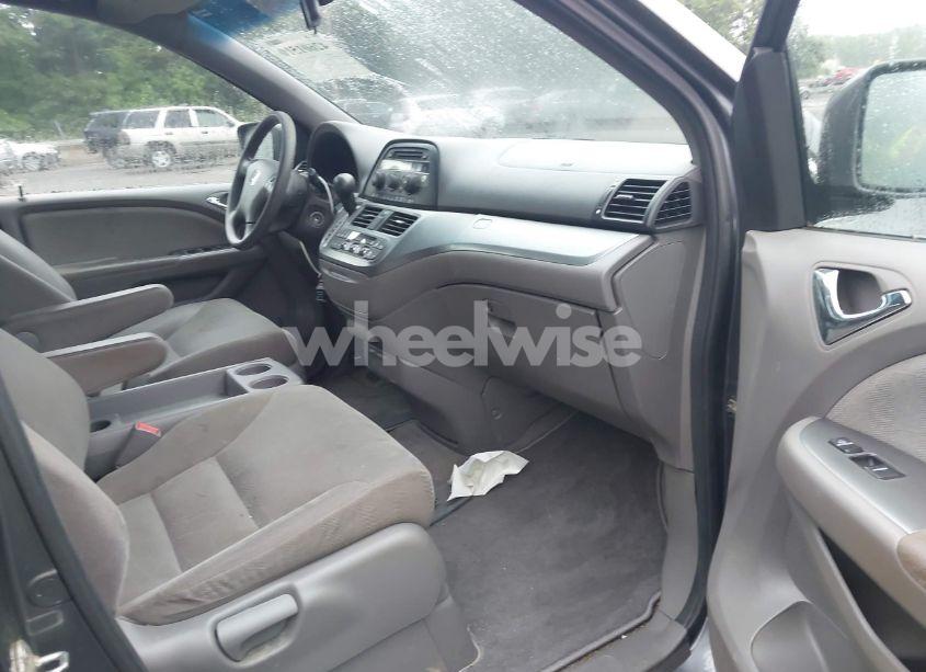 Photo 5 of 2010 Honda Odyssey EX (VIN 5FNRL3H49AB059784)