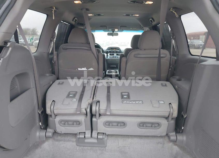 Photo 8 of 2010 Honda Odyssey EX (VIN 5FNRL3H4XAB111407)