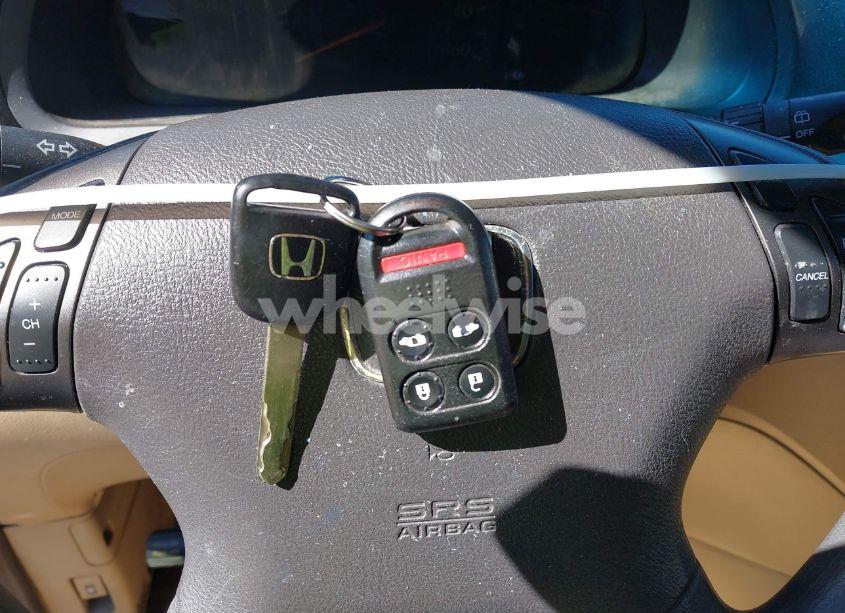 Photo 11 of 2010 Honda Odyssey EX (VIN 5FNRL3H50AB105298)