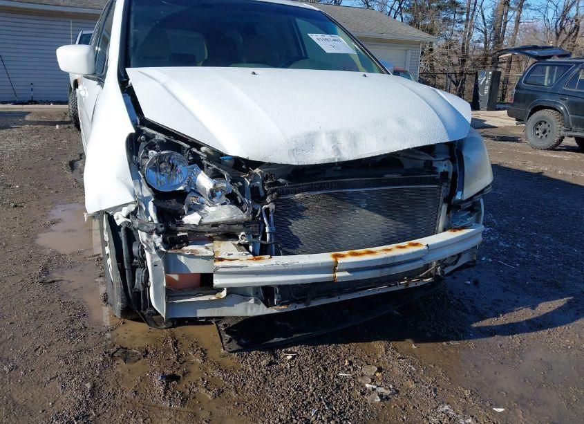 Photo 6 of 2010 Honda Odyssey EX (VIN 5FNRL3H52AB027039)