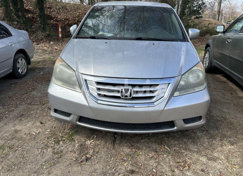 Photo 6 of 2010 Honda Odyssey (VIN 5FNRL3H53AB013196)