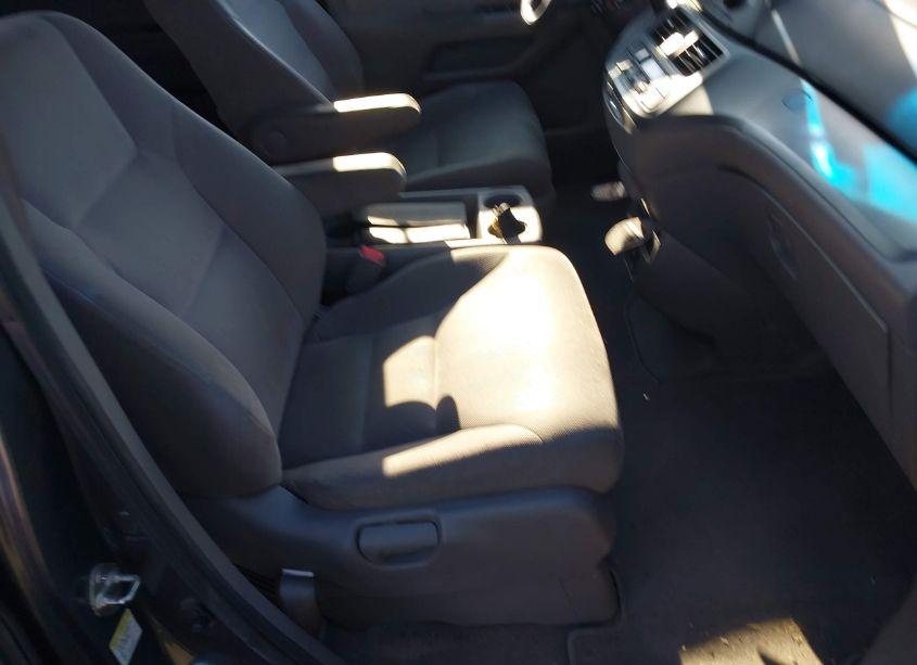 Photo 5 of 2010 Honda Odyssey EX (VIN 5FNRL3H53AB024134)