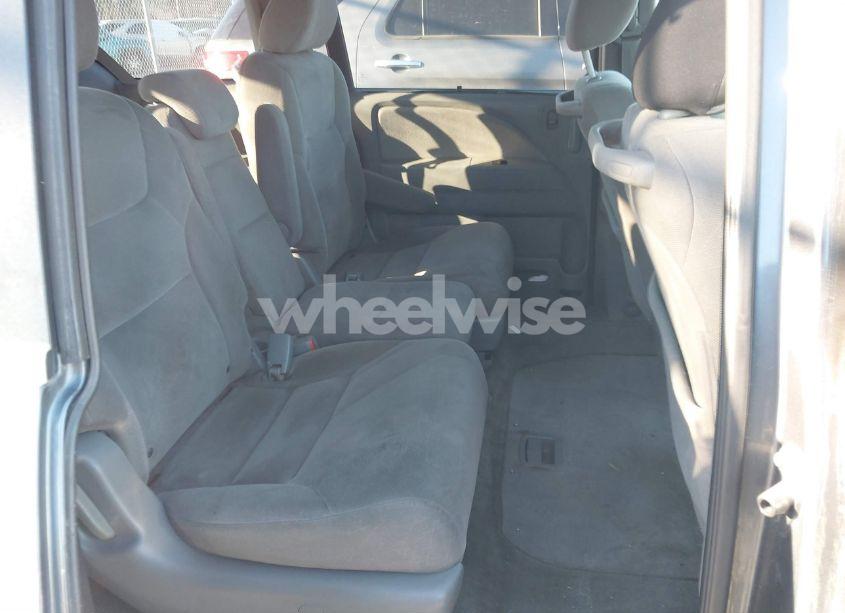 Photo 8 of 2010 Honda Odyssey EX (VIN 5FNRL3H55AB040058)