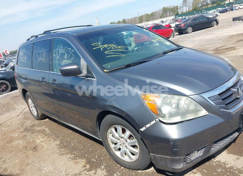 2010 Honda Odyssey EX (VIN 5FNRL3H55AB040061) main photo