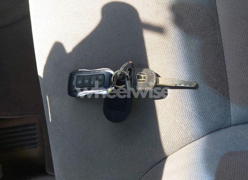 Photo 11 of 2010 Honda Odyssey EX (VIN 5FNRL3H55AB040061)