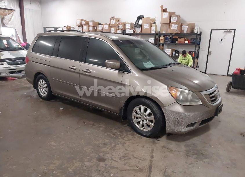 2010 Honda Odyssey EX (VIN 5FNRL3H56AB089088) main photo