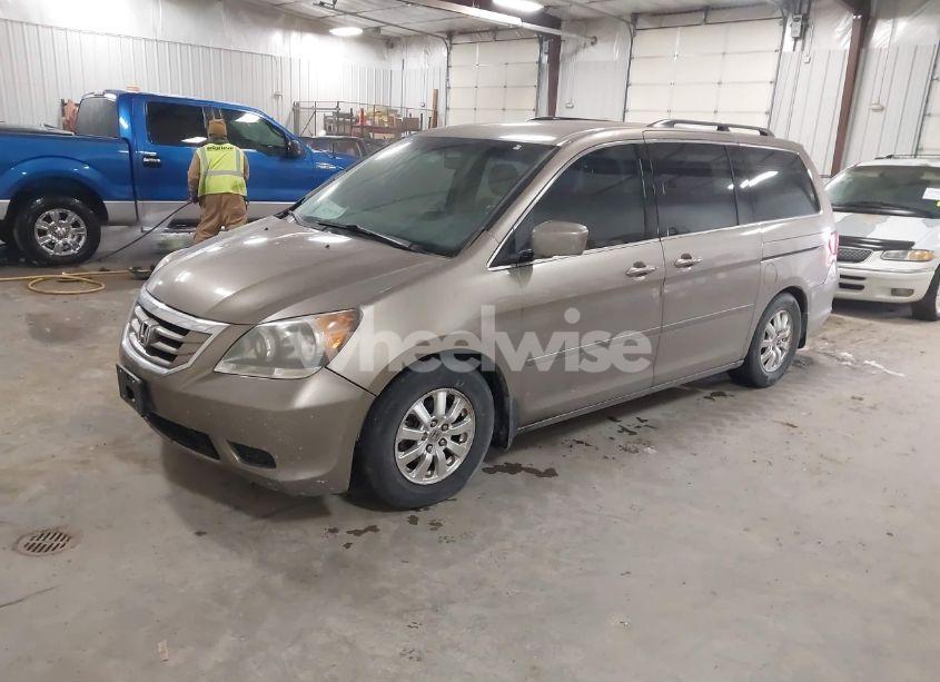 Photo 2 of 2010 Honda Odyssey EX (VIN 5FNRL3H56AB089088)