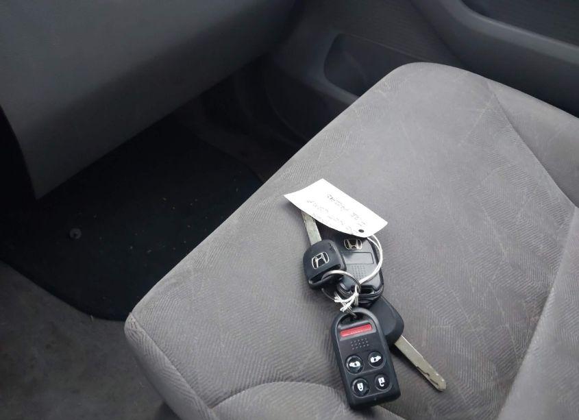 Photo 11 of 2010 Honda Odyssey EX (VIN 5FNRL3H58AB031919)