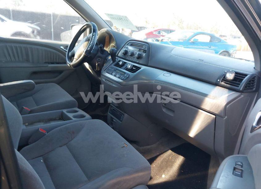 Photo 5 of 2010 Honda Odyssey EX (VIN 5FNRL3H58AB046078)