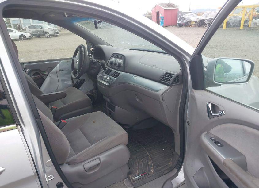 Photo 5 of 2010 Honda Odyssey EX (VIN 5FNRL3H59AB109933)